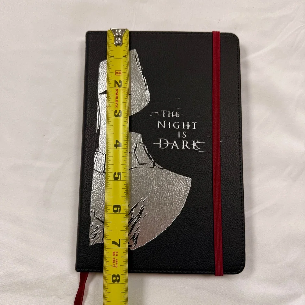 Game of Thrones Melisandre Journal The Night‎ Is Dark Black Silver Notebook